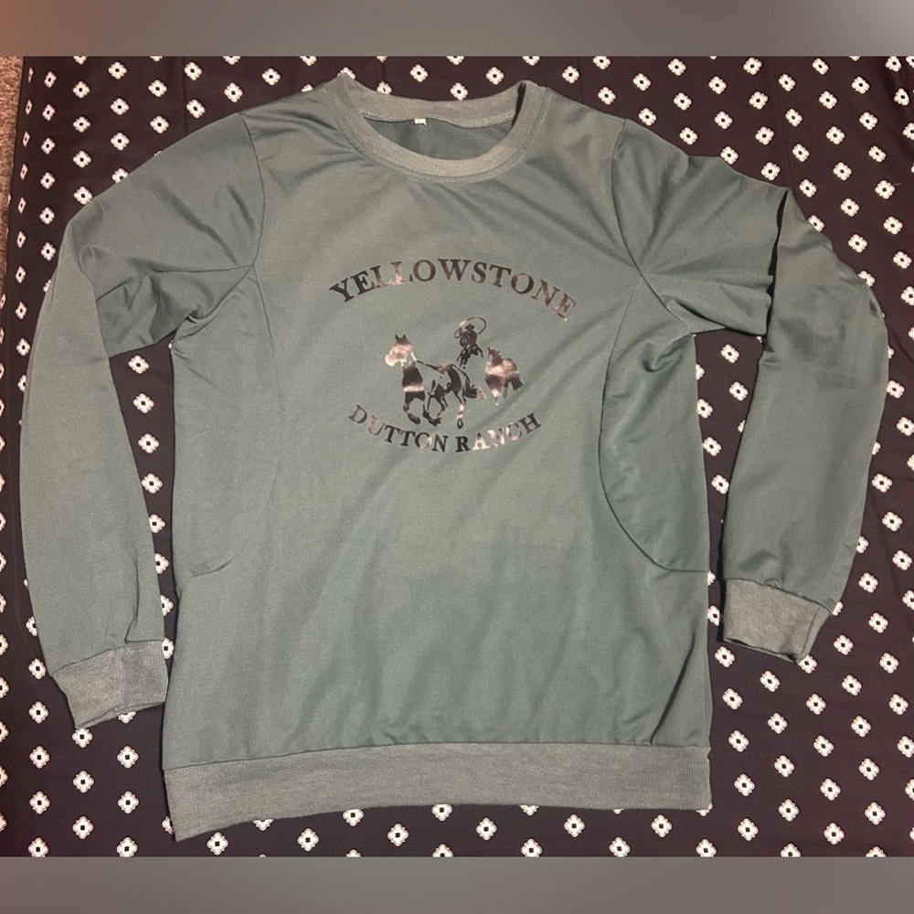 Yellowstone Dutton Ranch green sweater - size l